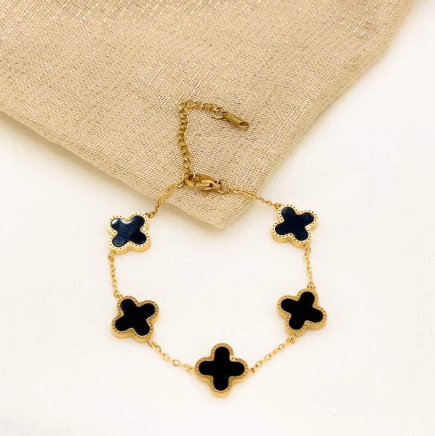 REGAL™ 5 LEAF CLOVER BRACELET.