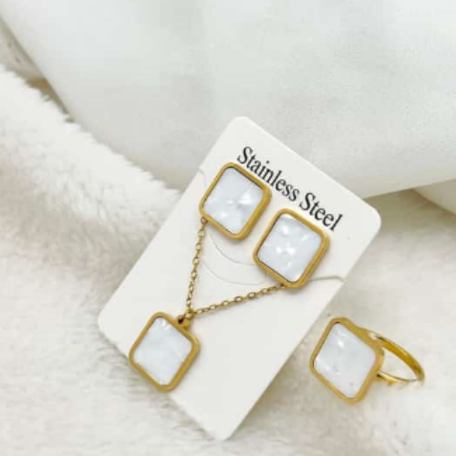 REGAL™ GEOMETRIC CHARM WHITE PENDANT SET .