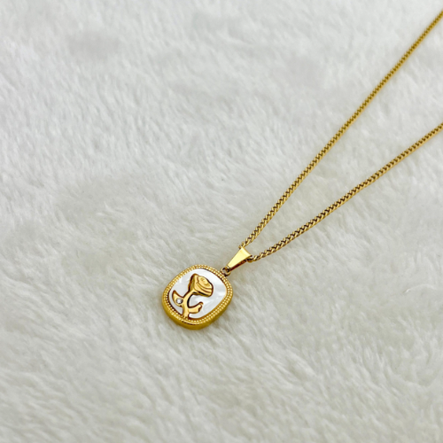 REGAL™ Petite Shell Flora Necklace.