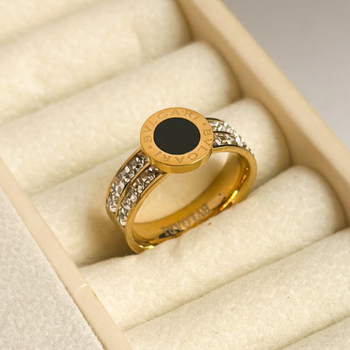 REGAL™ STONE RING .